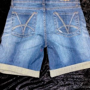 Kut Jean short